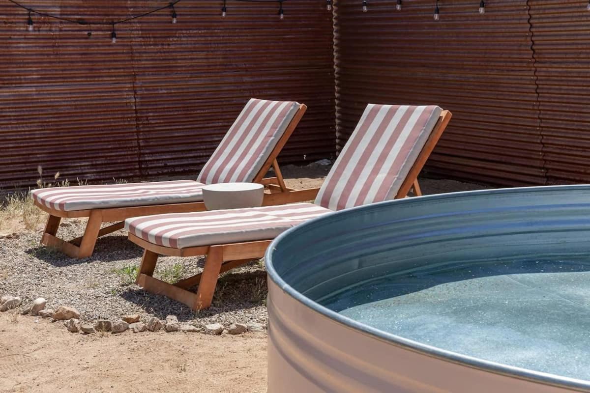 Joshua Tree - Le Tout Petit W Hot Tub Exterior foto